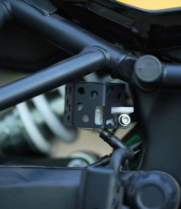 HIMALAYAN 450 - RESERVOIR OIL GUARD (MS) - Image 2